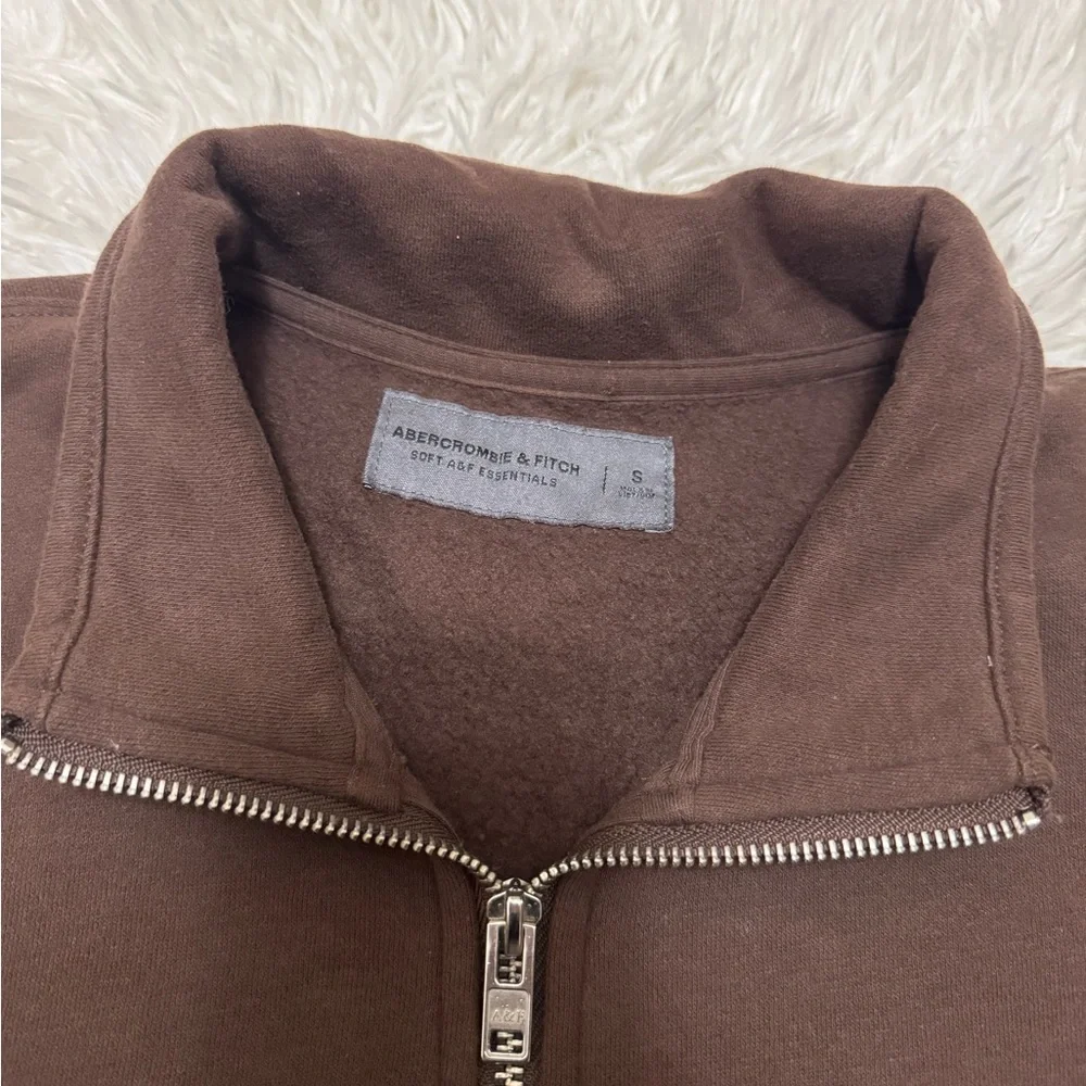Abercrombie & Fitch Brown Quarter-Zip Sweatshirt Brown Abercrombie Crewneck